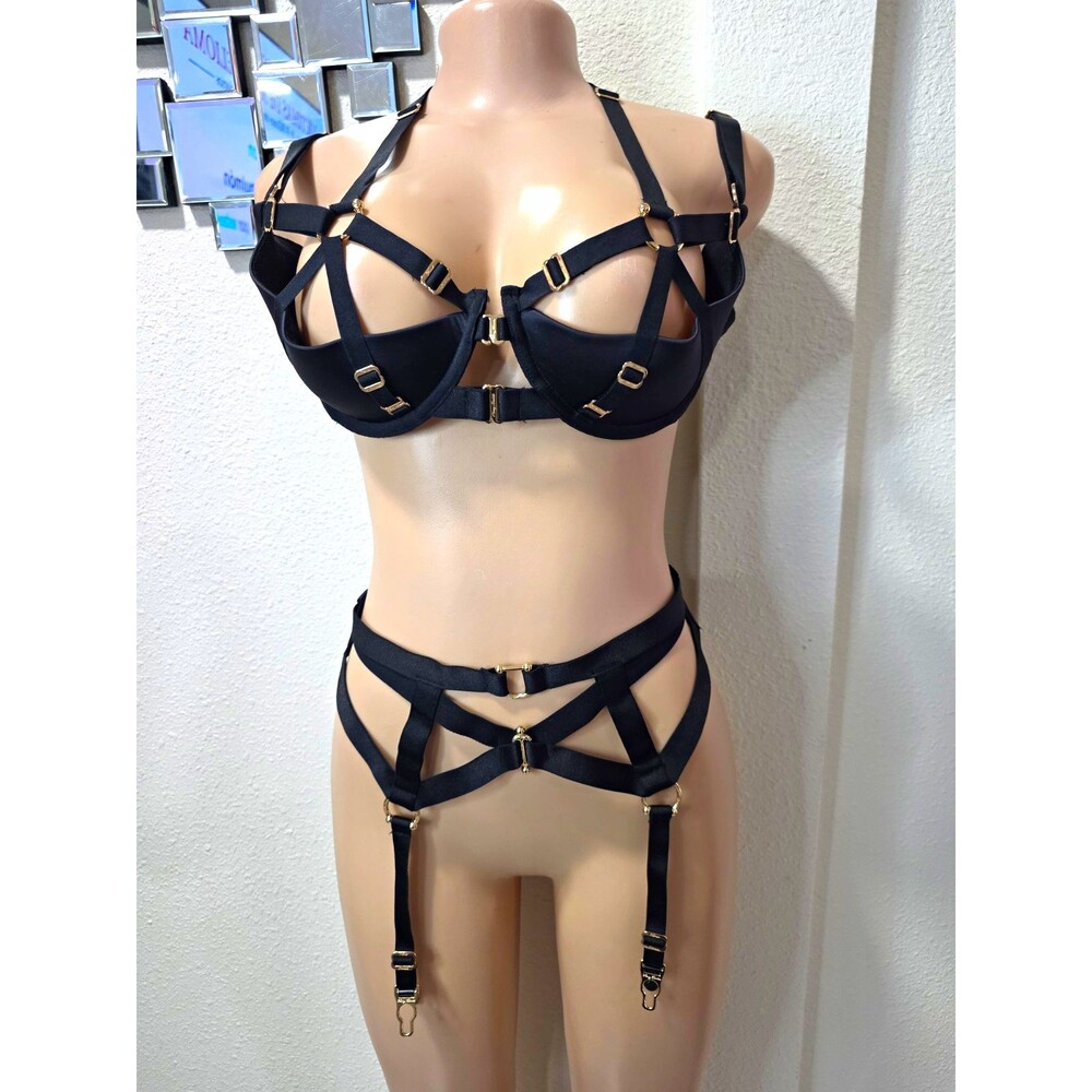 Honey Birdette